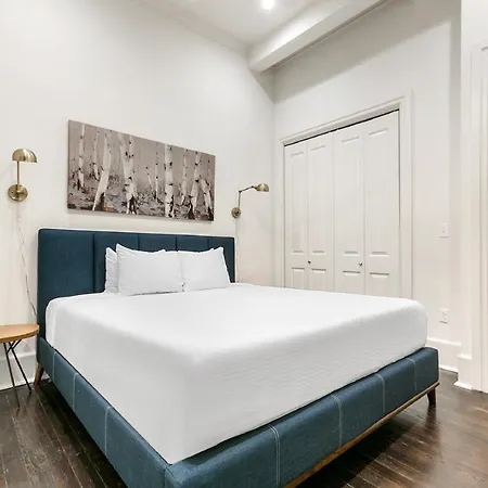 1 And 2 Bedroom Private Steps Away From French Quarter Aparthotel New Orleans