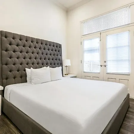 Aparthotel 1 And 2 Bedroom Private Steps Away From French Quarter New Orleans