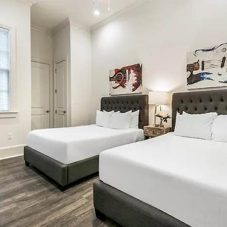 1 And 2 Bedroom Private Steps Away From French Quarter Aparthotel 5*
