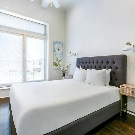 Aparthotel 1 And 2 Bedroom Private Steps Away From French Quarter New Orleans