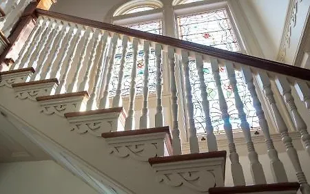 Sully Mansion
