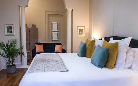 Hotel Sully Mansion