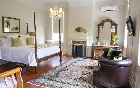 Hotel Sully Mansion