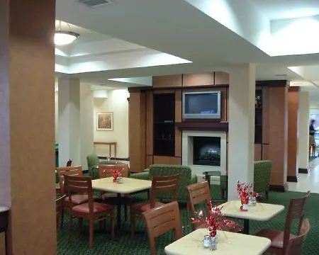 Express East By Ihg Hotel New Orleans