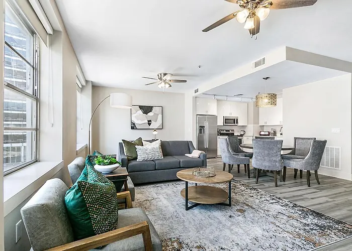 Amazing 4-Bedroom Haven In The Heart Of New Orleans