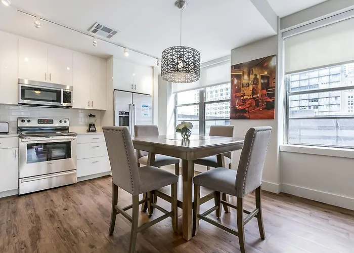 Pet-Friendly Vibrant Condos Near French Quarter