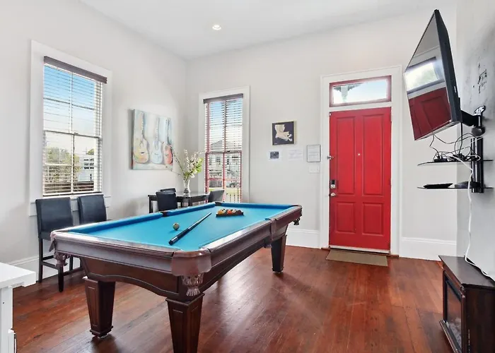 Funky Historic Home In Heart Of The Action