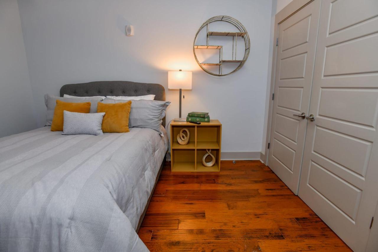 Apartment French Quarter Delight 12