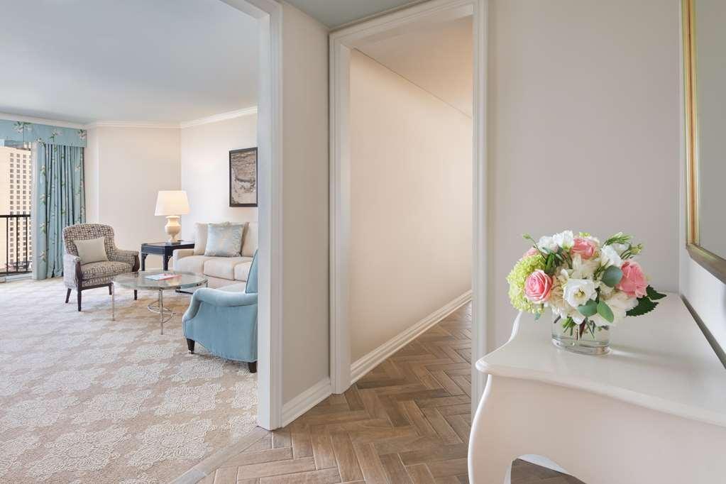 The Windsor Court 5*