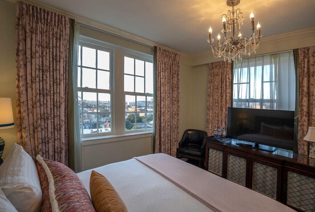 Pontchartrain St. Charles Avenue Hotel 4*