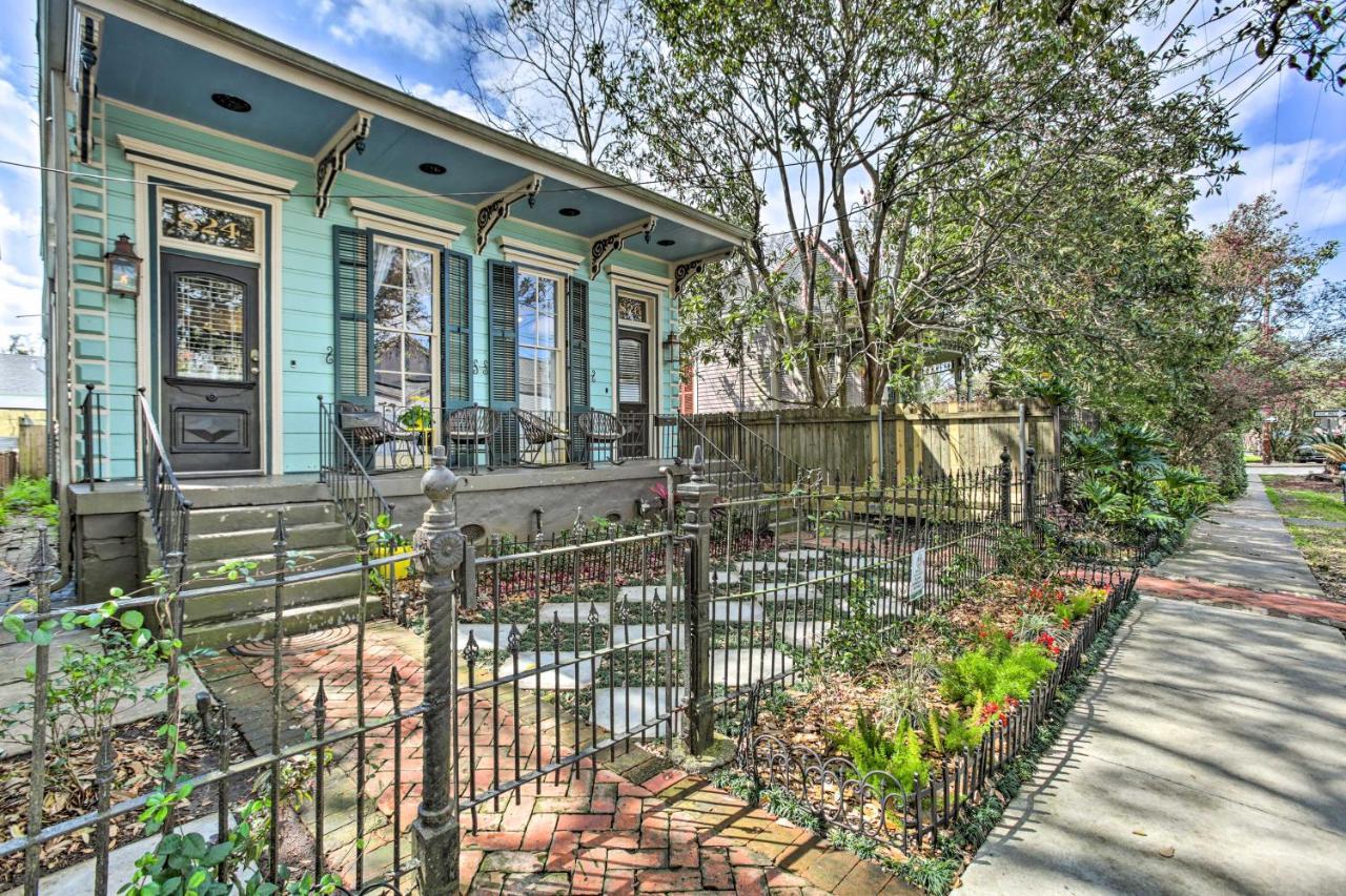 Walk To Magazine Street Contemporary Nola Studio