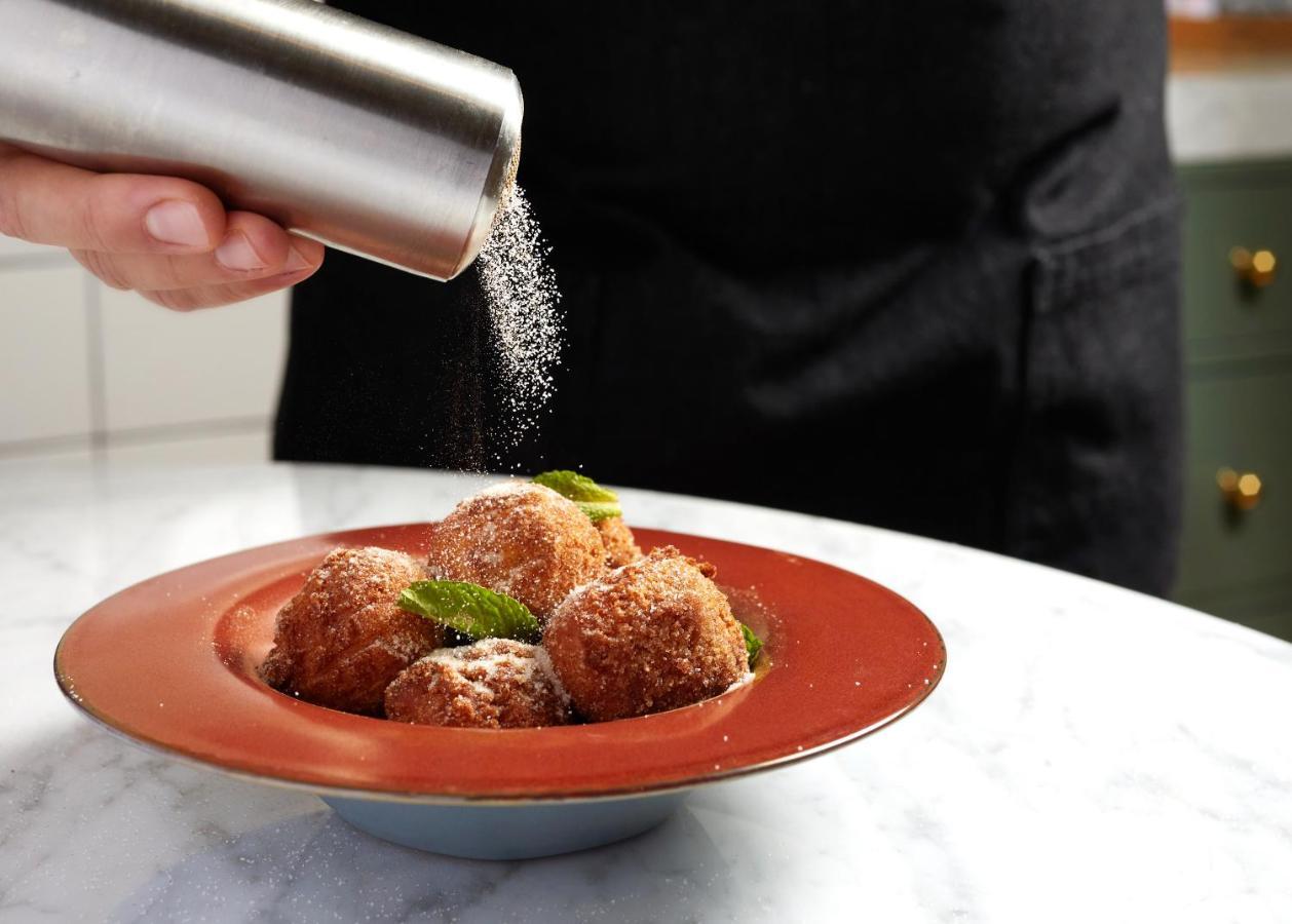 Virgin Hotel New Orleans