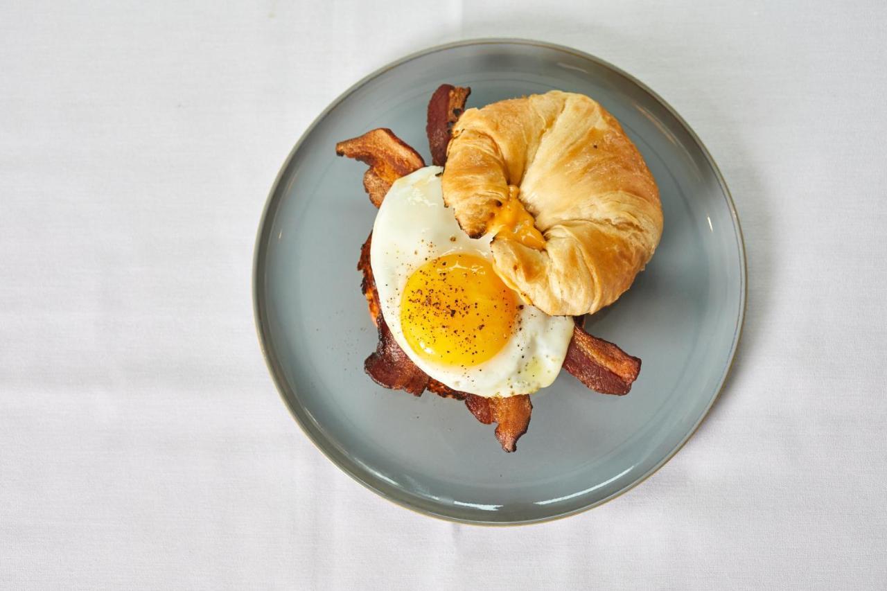 Virgin Hotel New Orleans