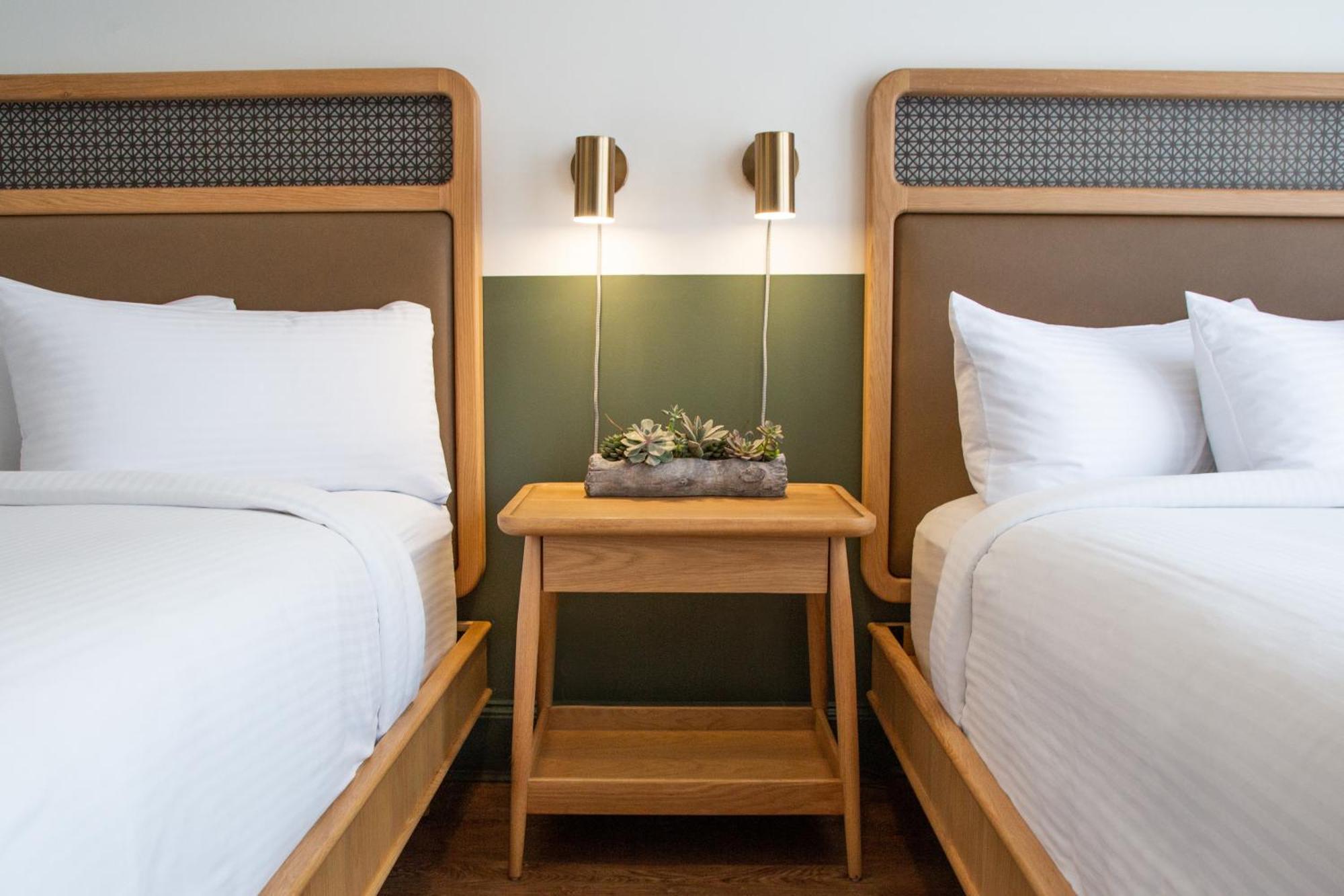 Theo New Orleans, Tapestry Collection By Hilton Hotel