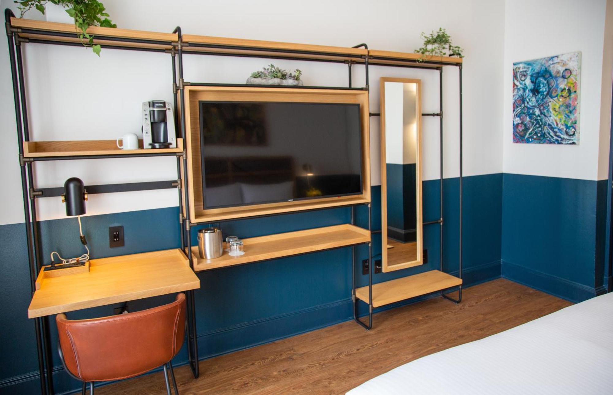 Theo New Orleans, Tapestry Collection By Hilton