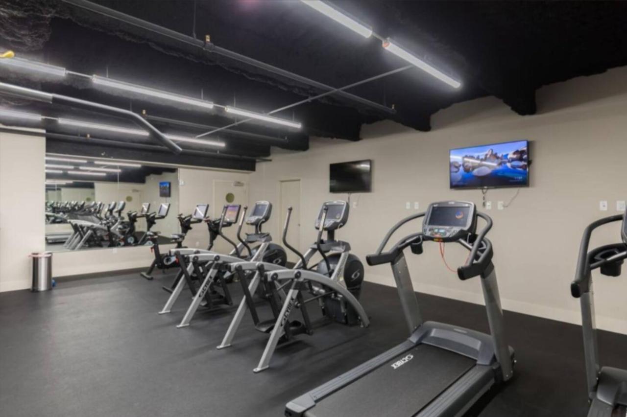 Upscale And Penthouses Close To Canal And Bourbon St Apartment New Orleans