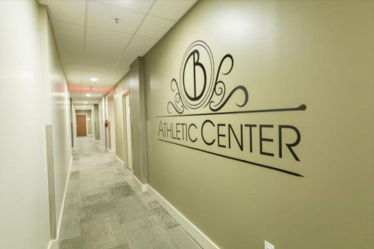 Upscale And Penthouses Close To Canal And Bourbon St * New Orleans