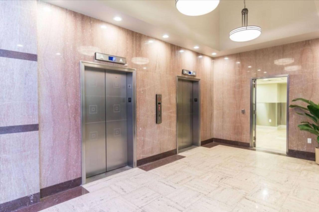 Apartment Upscale And Penthouses Close To Canal And Bourbon St