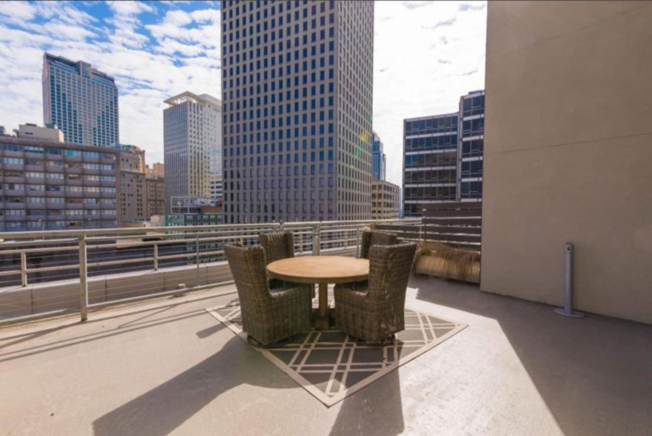 Upscale And Penthouses Close To Canal And Bourbon St Apartment *