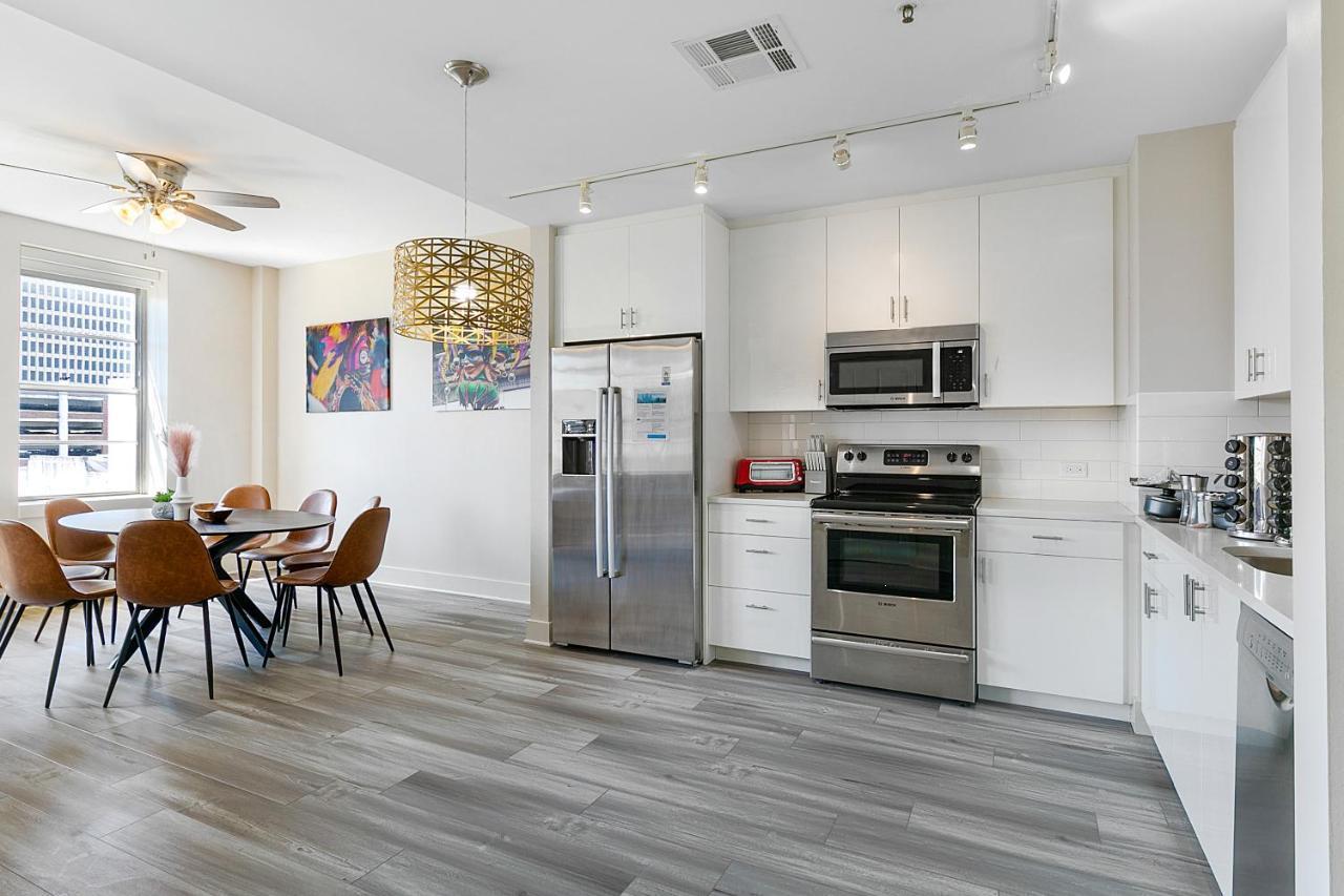 Apartment California Building By Hosteeva *