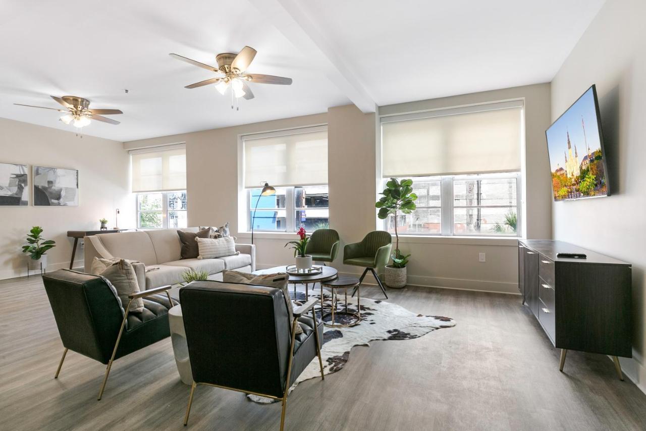 Chic Elegance In The Heart Of Nola 4-bedroom Oasis Awaits Apartment