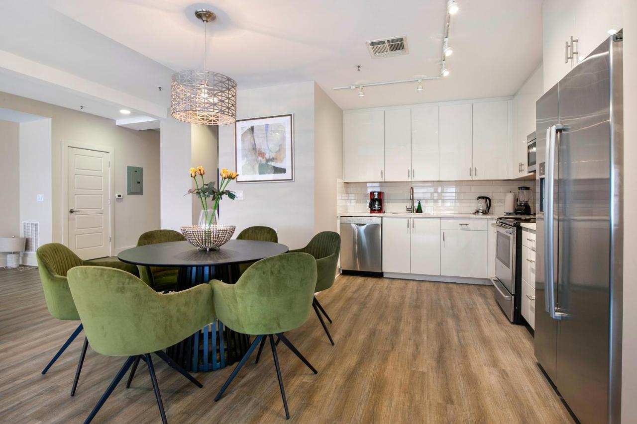 Apartment Chic Elegance In The Heart Of Nola 4-bedroom Oasis Awaits