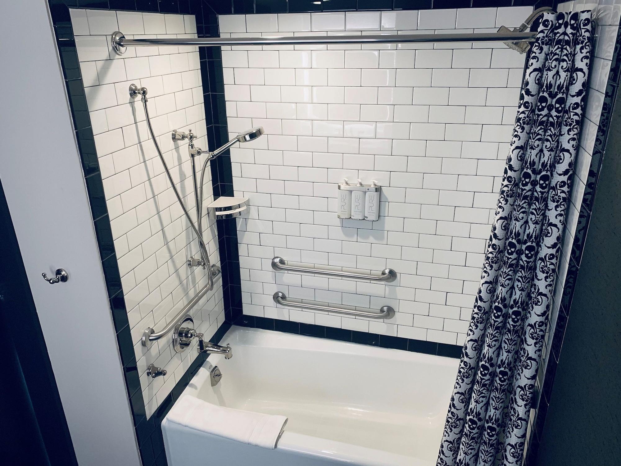 Cambria Downtown Warehouse District Hotel