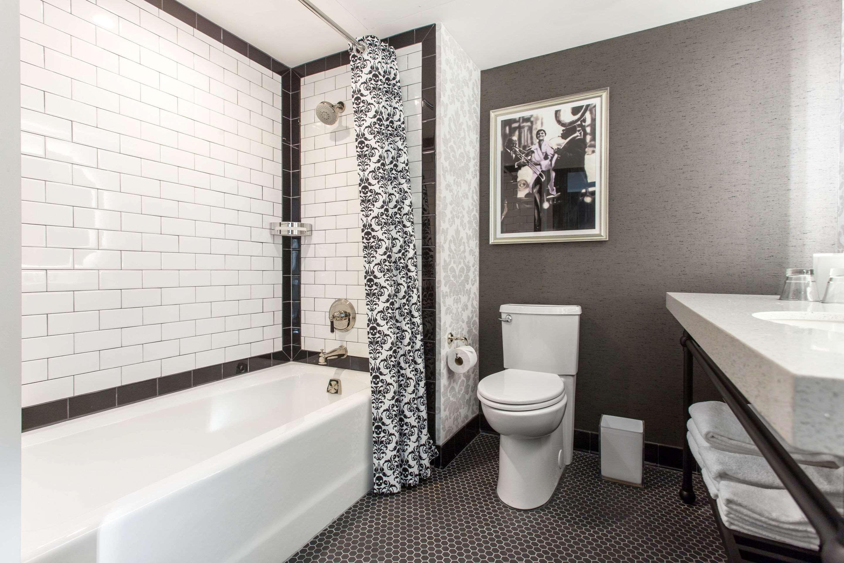 Cambria Downtown Warehouse District Hotel