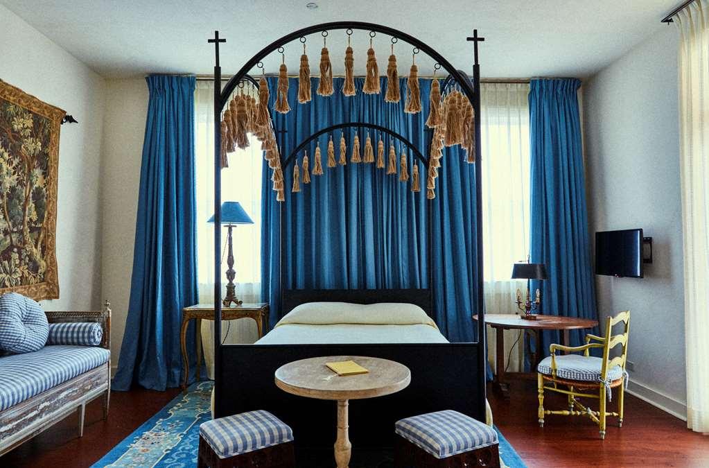 Peter And Paul, An Ash