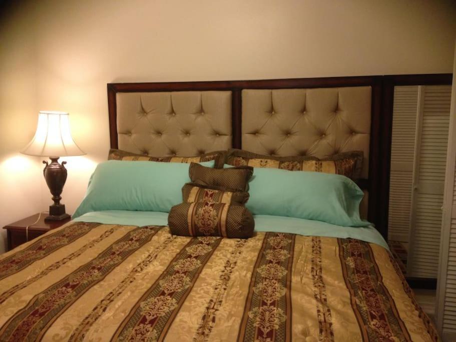 Cozy 3bdr 2bth 1st Floor Unit Apartment New Orleans