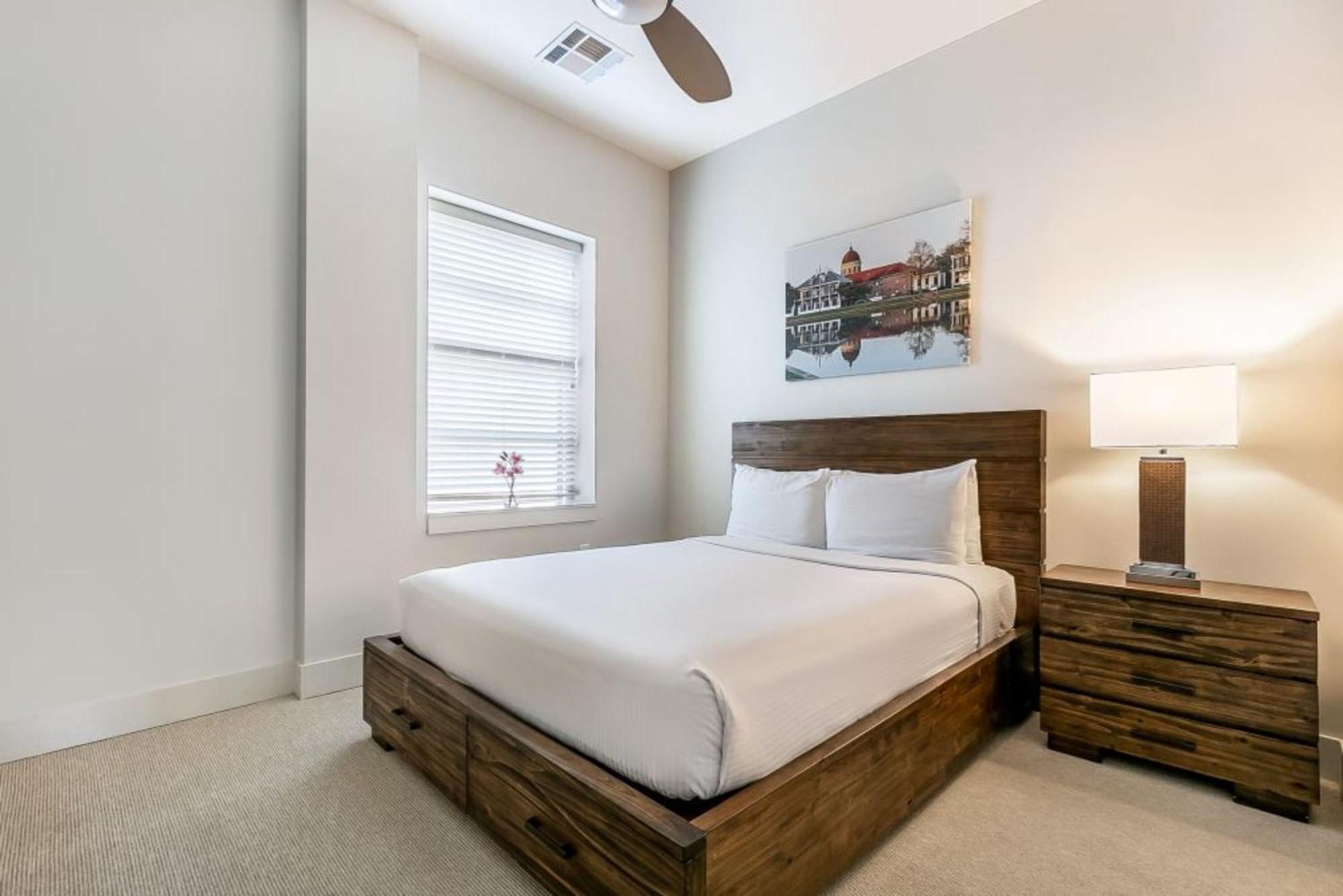 Upscale And Penthouses Close To Canal And Bourbon St Apartment *