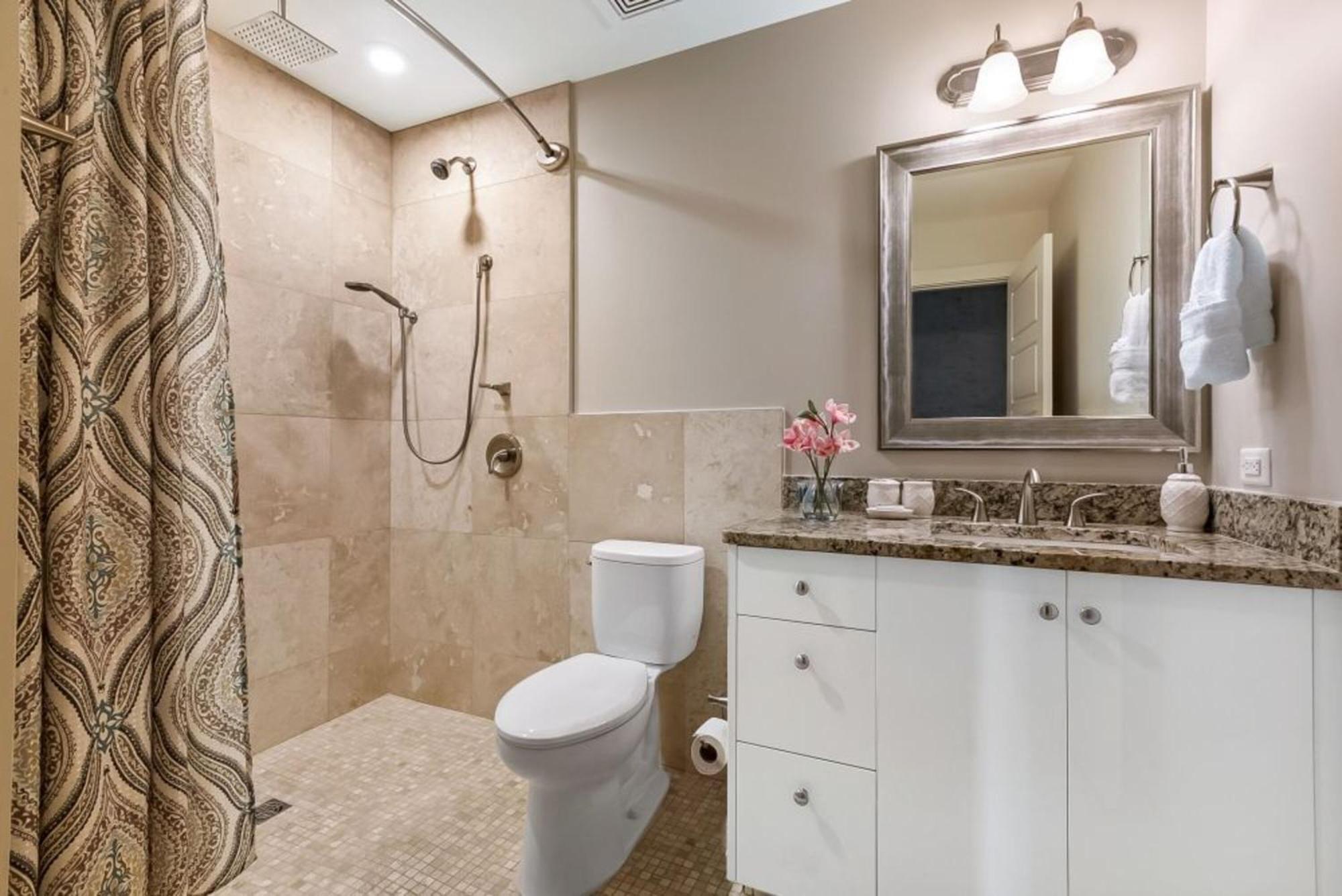 Apartment Upscale And Penthouses Close To Canal And Bourbon St