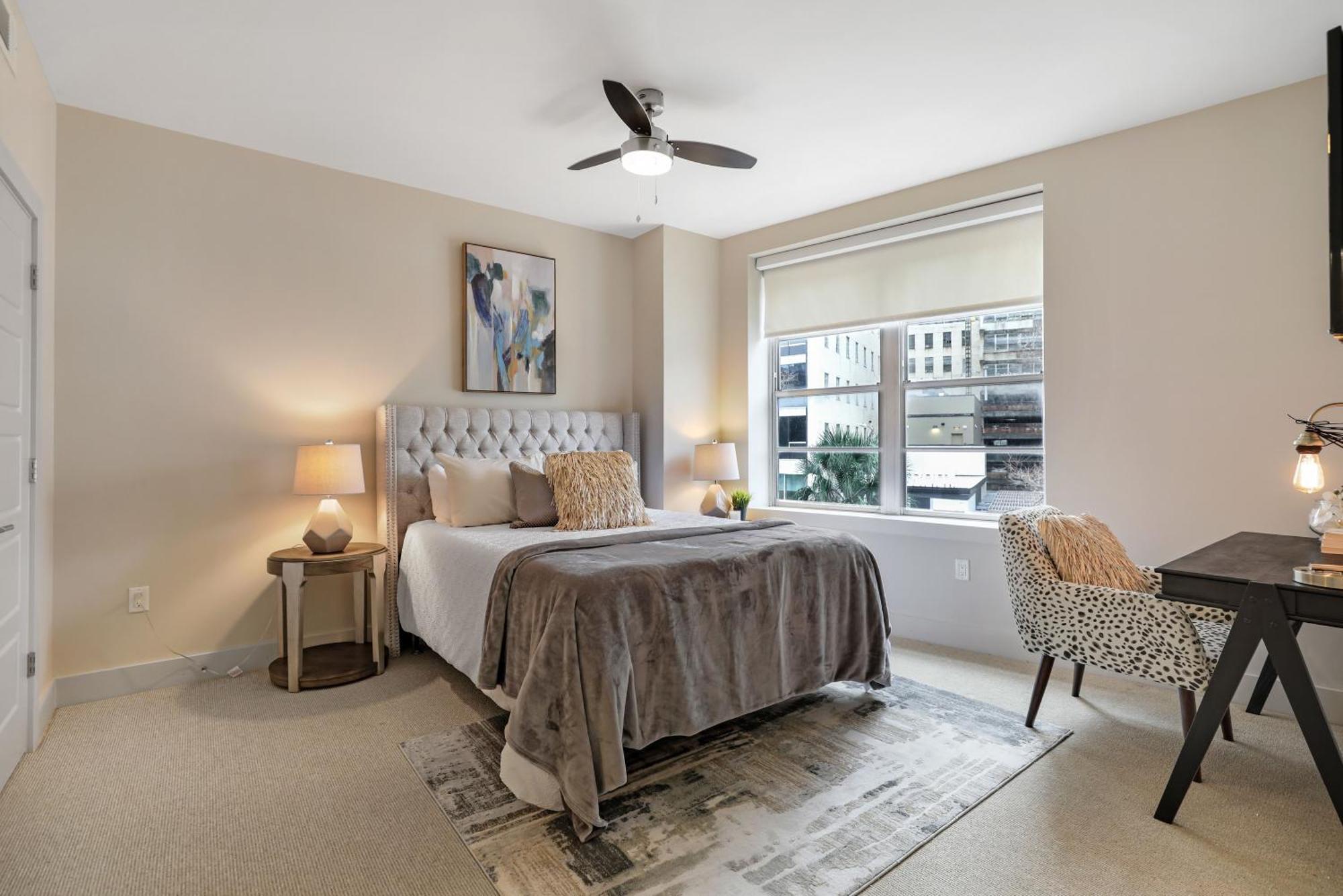 Upscale And Penthouses Close To Canal And Bourbon St Apartment *