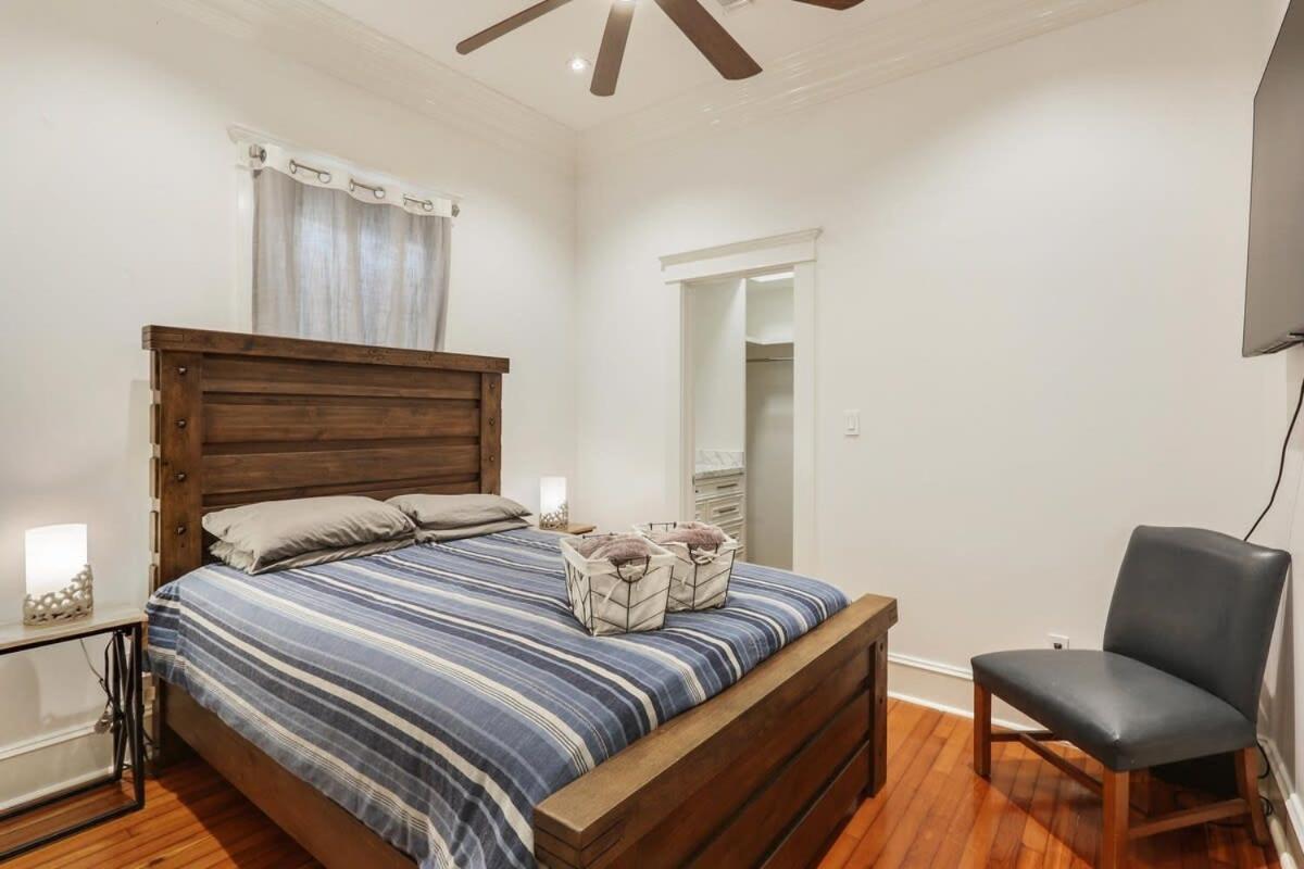 Luxury New Renovation Centrally Located Beauty Holiday home