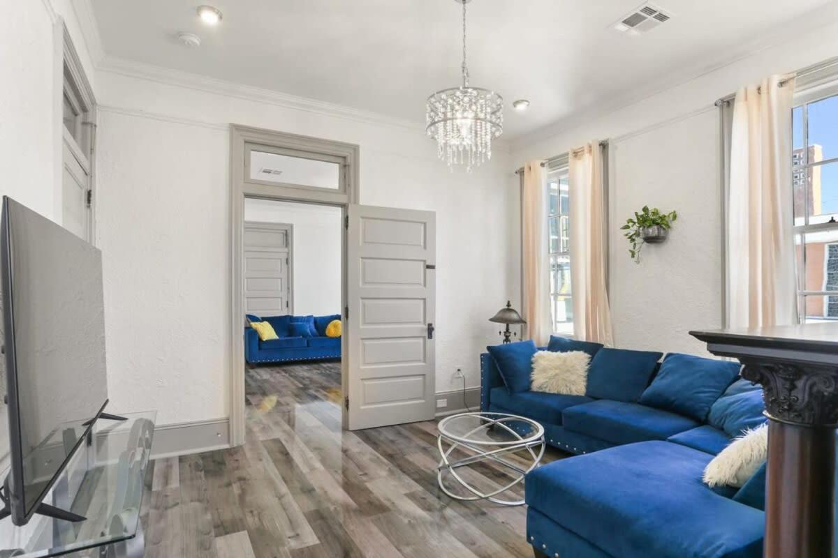 Spacious Mid 1bd On The Canal Streetcar Line New Orleans