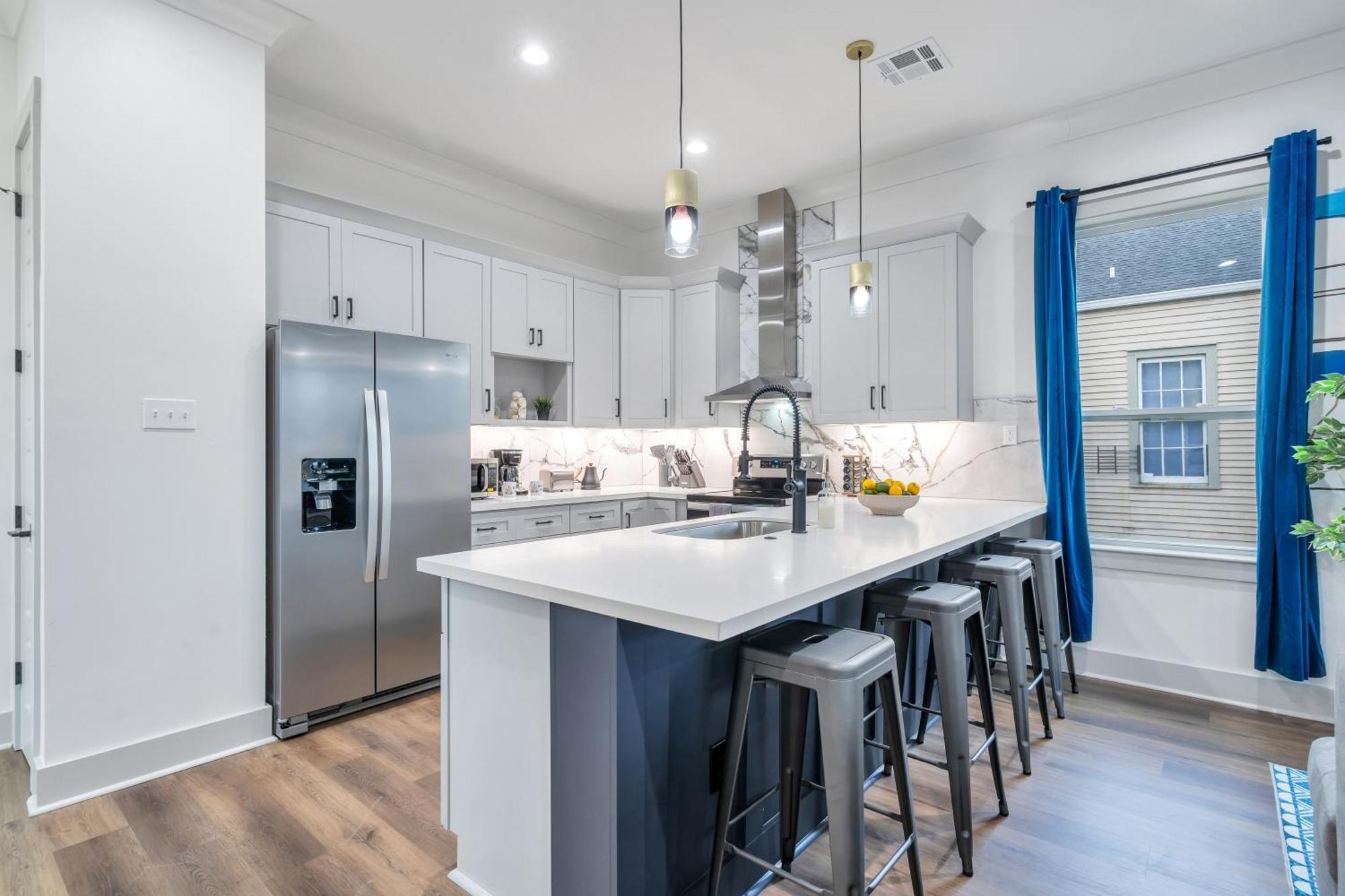 Luxe 3br Huge Backyard & Balcony, Walk To Dome Holiday home New Orleans