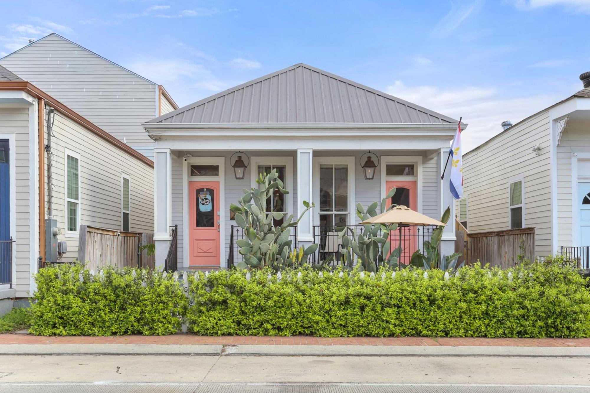 Holiday home Upscale 3 Bed 2 Bath Private In Uptown New Orleans! Close To Magazine Street, Universities, & French Quarter New Orleans