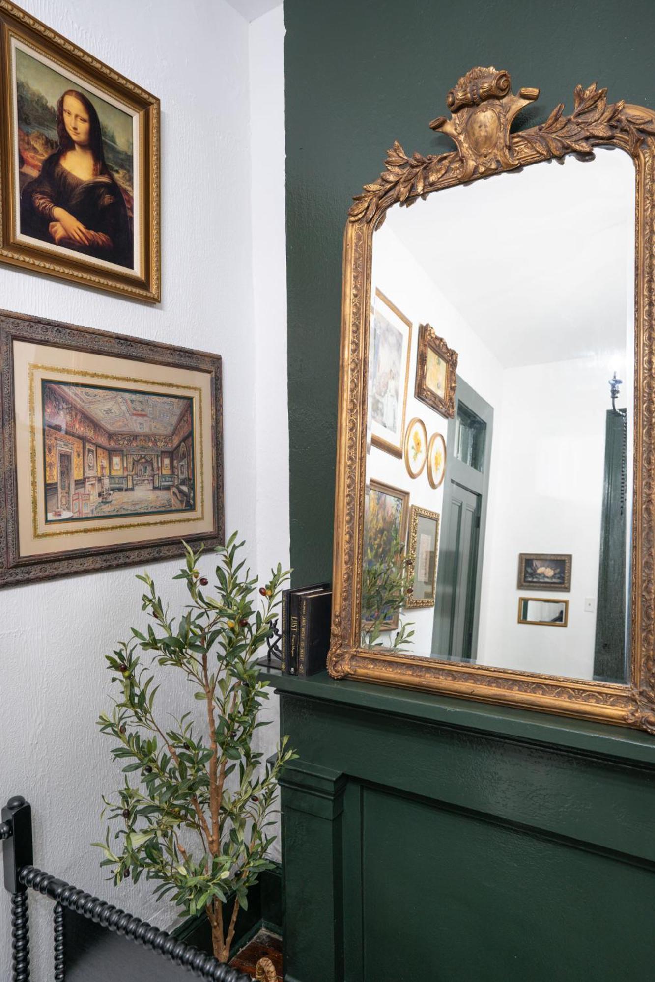 The Mansion On Royal Hotel