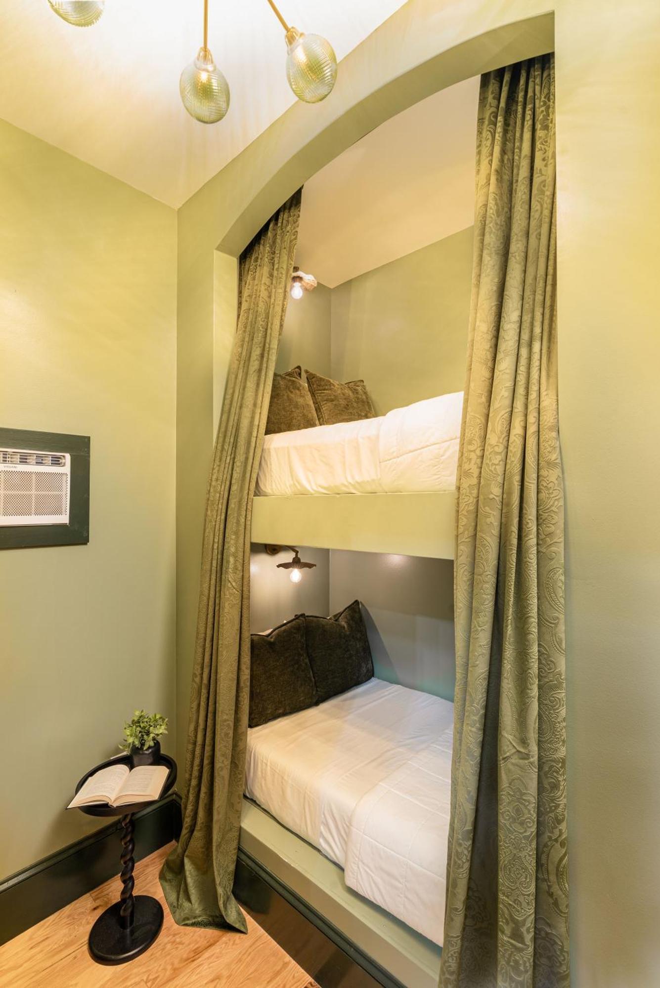 The Mansion On Royal 3* New Orleans