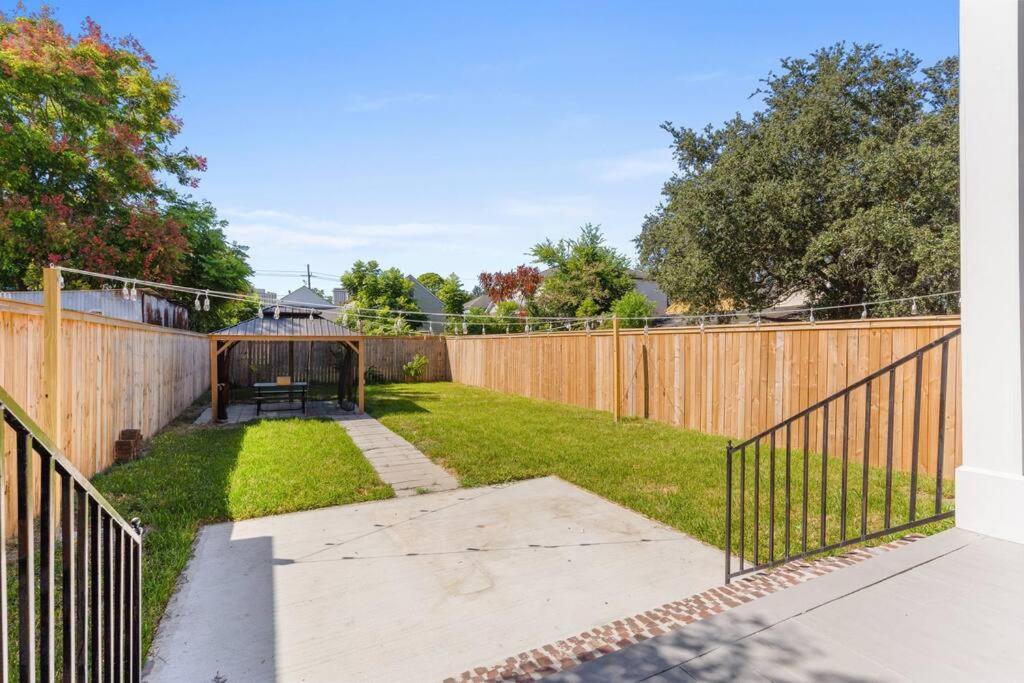 Modern Overlooking Downtown Holiday home New Orleans