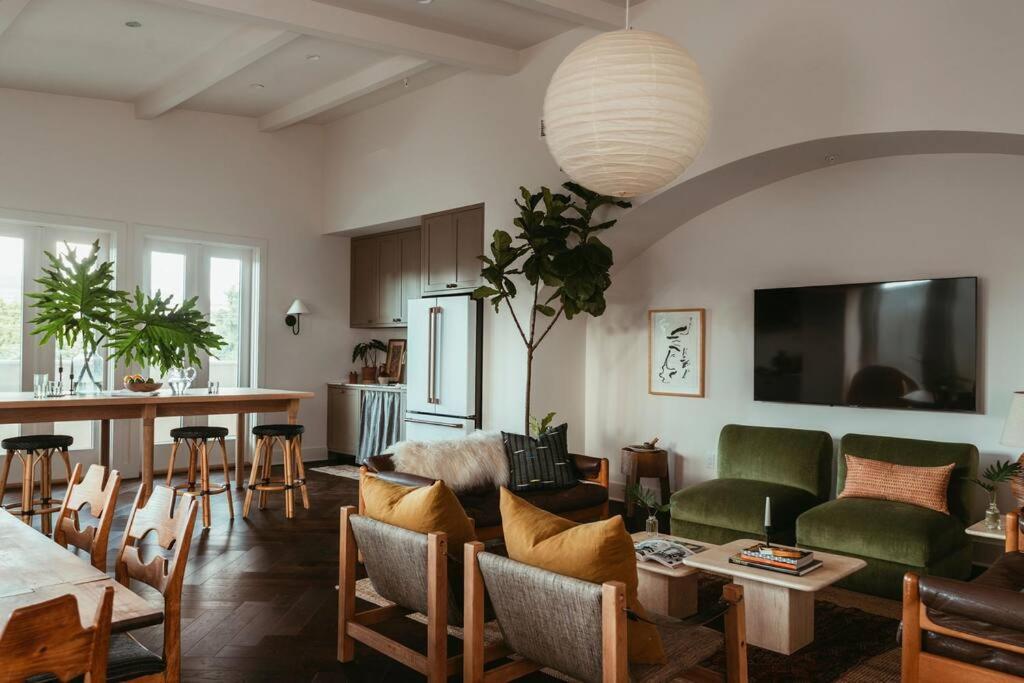 Thalia 5bd Townhome With Pool Walk To Superdome New Orleans