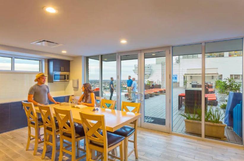 Legacy Steps From The French Quarter Superdome Casino Bourbon St With Gym & Pool Apartment New Orleans