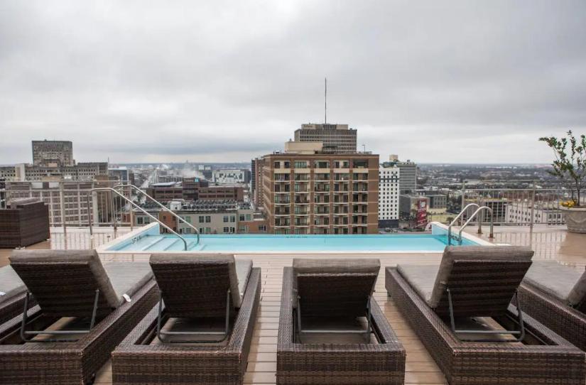 Apartment Legacy Steps From The French Quarter Superdome Casino Bourbon St With Gym & Pool