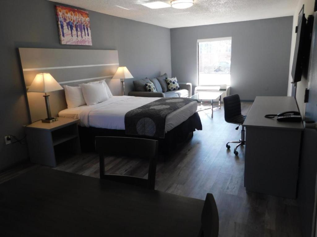 10 Extended Hotel 2*