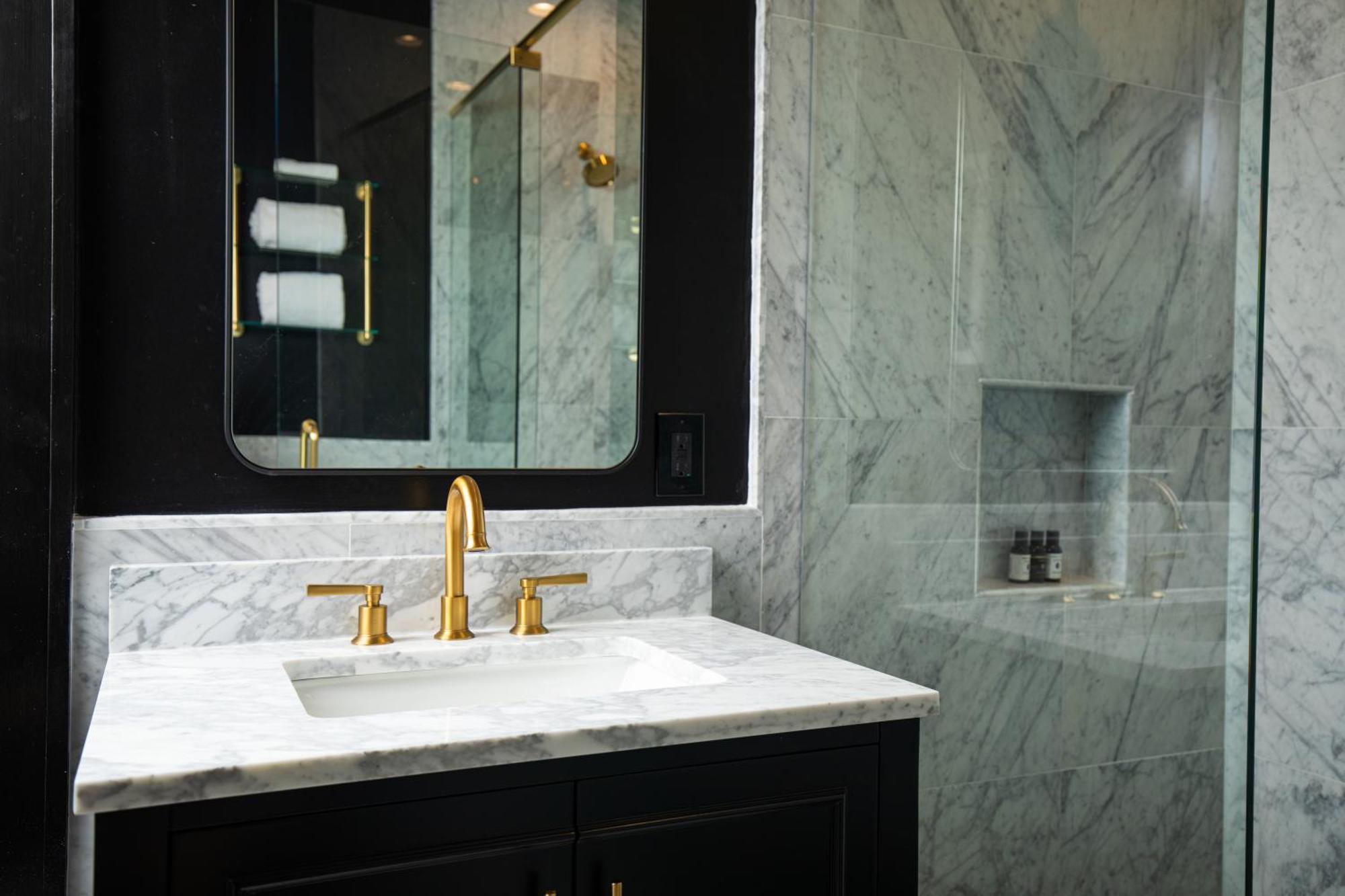 Hotel Blackbird New Orleans