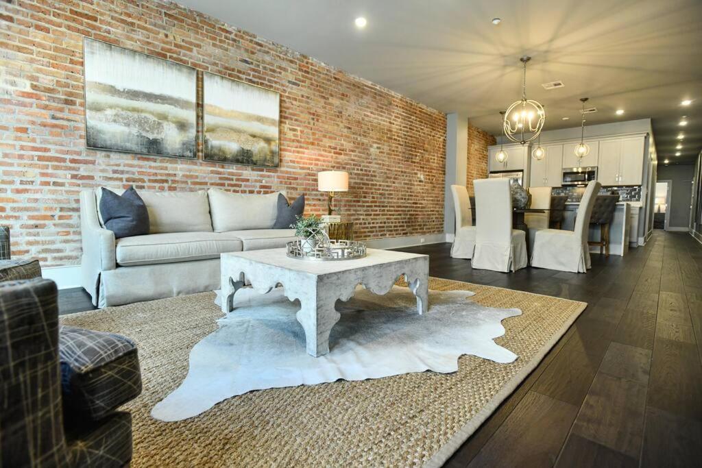 Harcol House * New Orleans