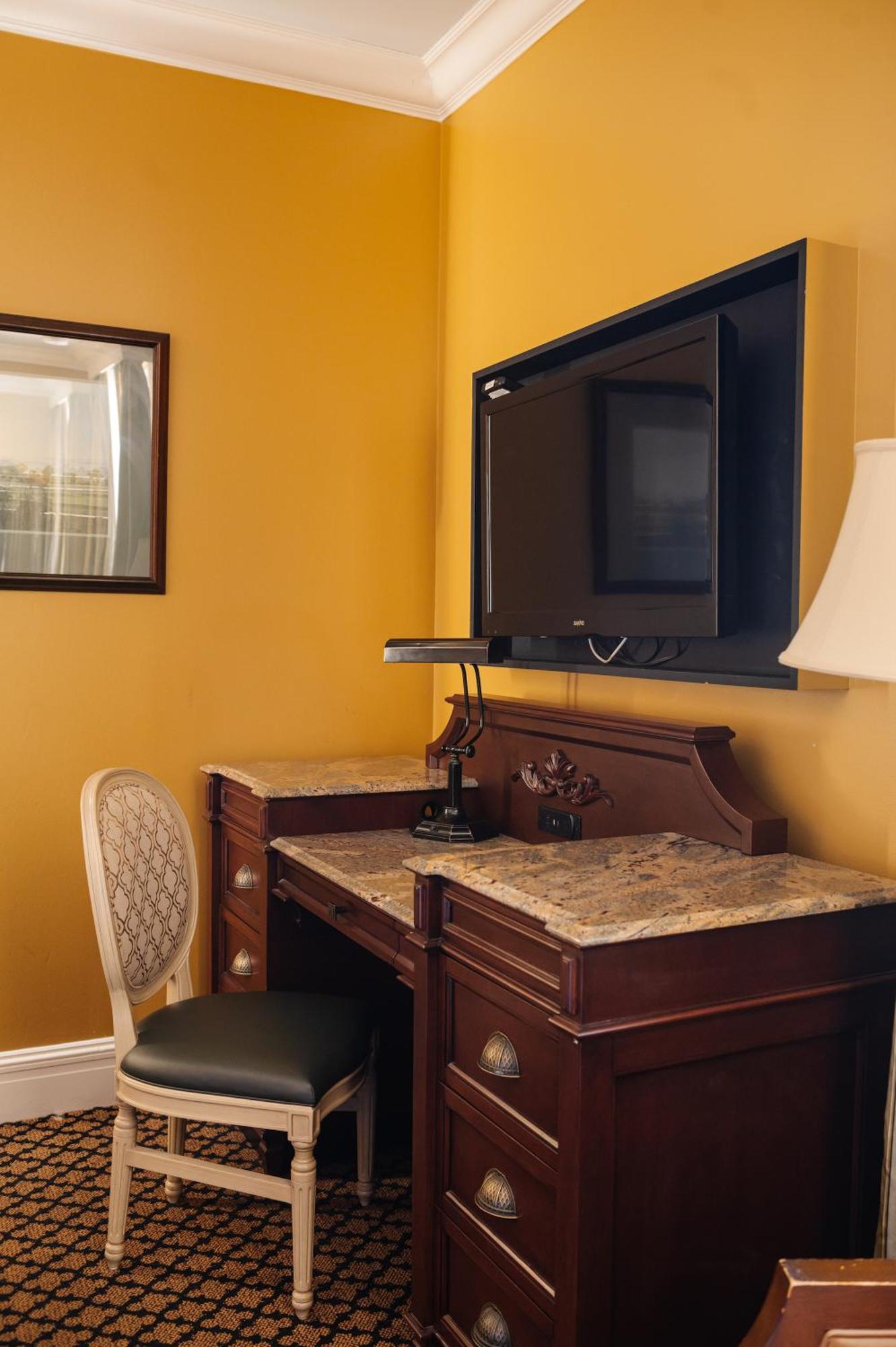 Hotel The Lafayette By Kasa