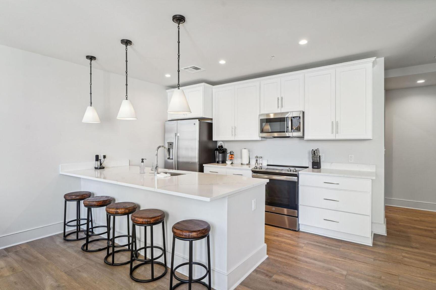 The Eleanor Hotel New Orleans