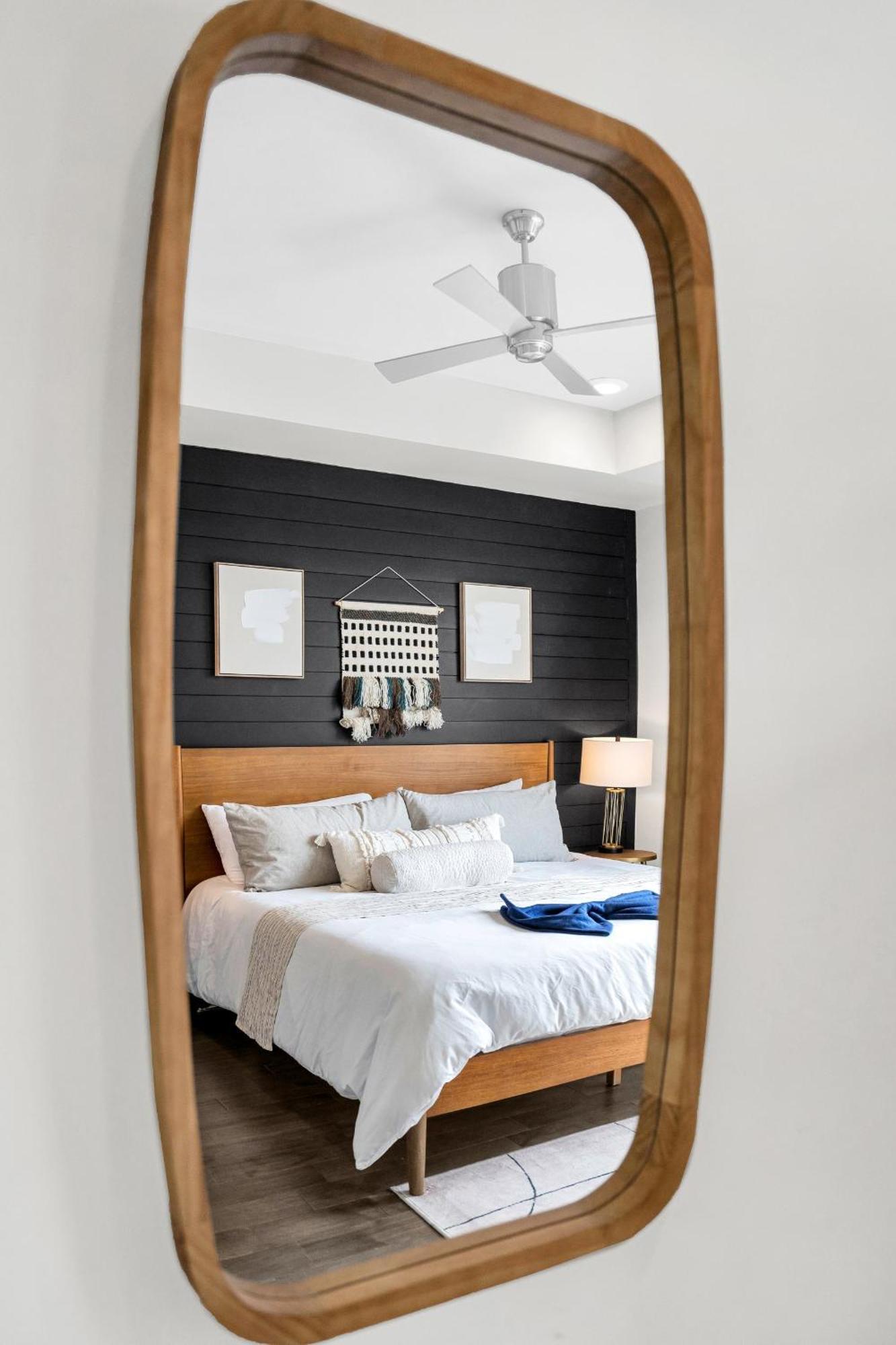Bohemian Bywater Hideaway 2br Wgym & Pool Apartment *