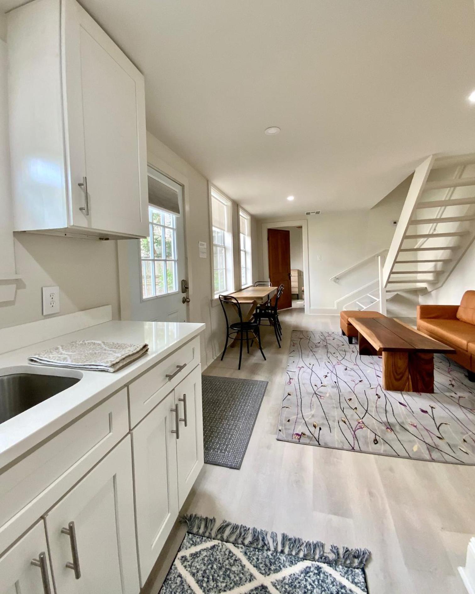 Historic Garden District! Apartment